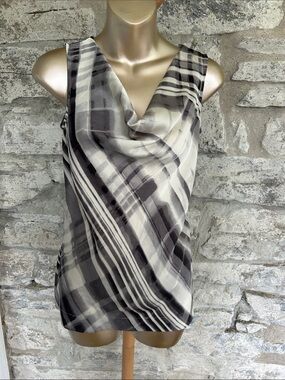 Sleeveless Cowl Neck Plaid Print Top
